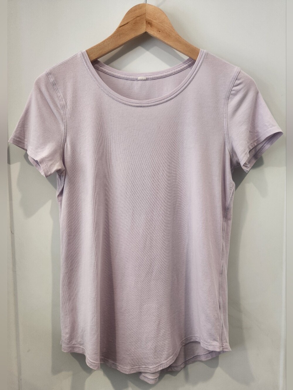 Lululemon Women Love Crew T-Shirt Tee Top Size 6? S Lightweight Purple Yoga Run